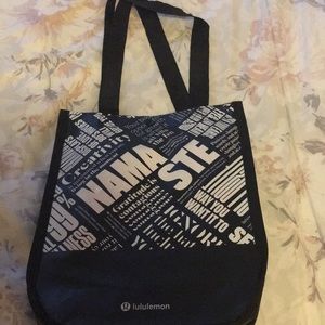 Lululemon bag